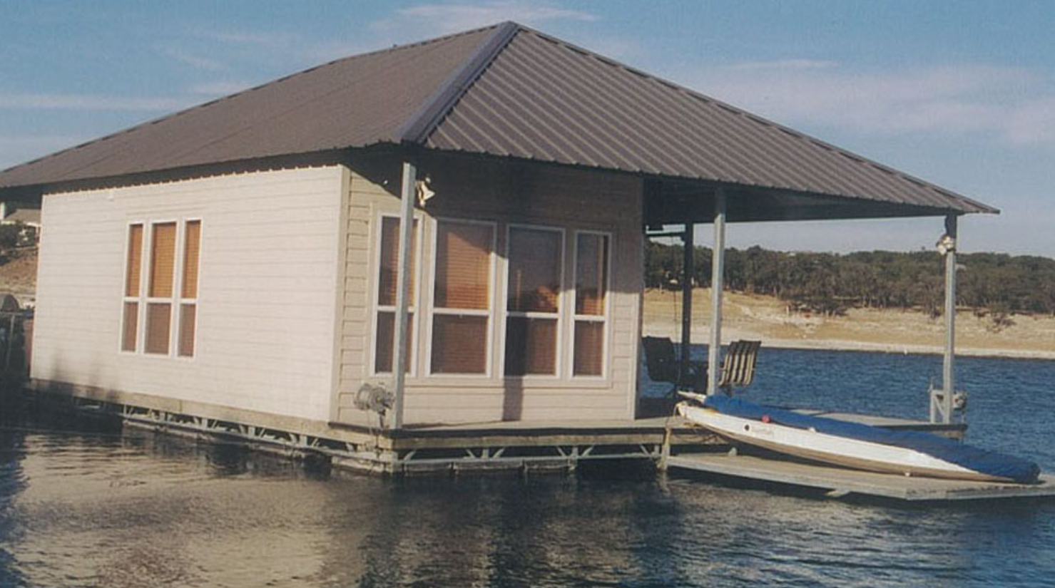 An earlier floating home and dock from the Aquamarine archive